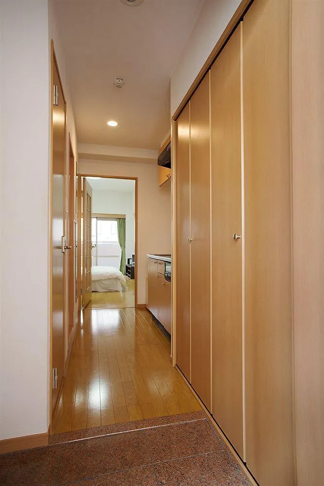 Kyoto Station Court Hotel 2*,